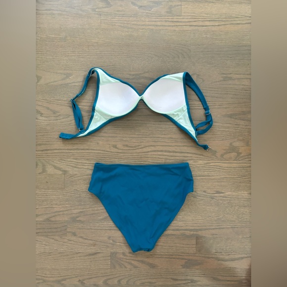 NWT Cupshe Turquoise Blue 2 Piece Bikini High Waisted size M - Picture 7 of 7